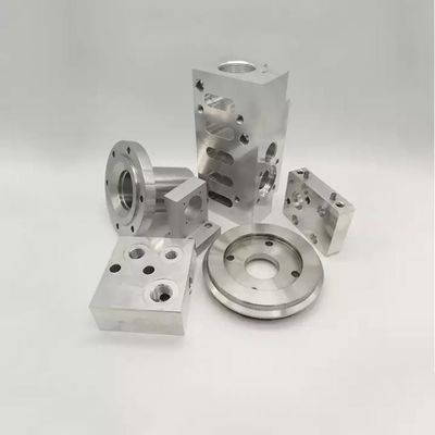 専門CNCプロトタイプ部品を切るアルミニウムCNCの旋盤機械部品レーザー