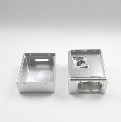 硬度CNCの機械化のアルミニウム/ステンレス鋼の砂を吹き付ける粉のコーティング